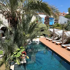 The Abc (adults Only) ***** Алачати