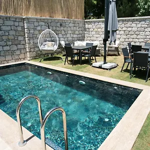 Arcadius Otel